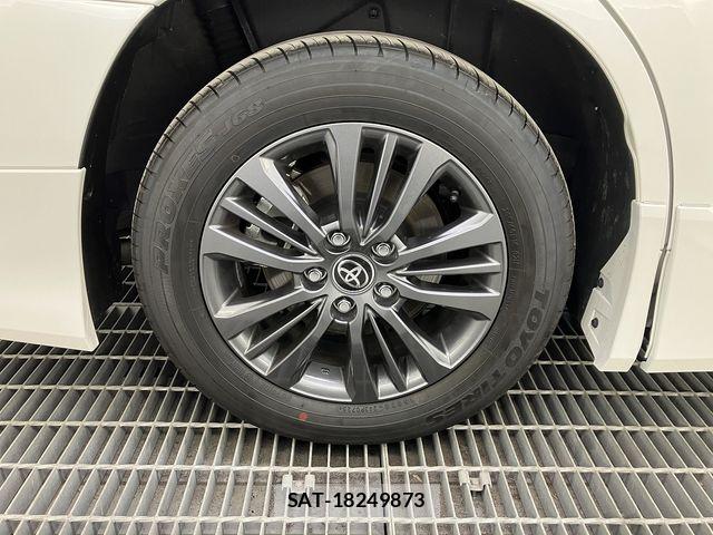 Toyota VOXY 2025-03 7252648-4