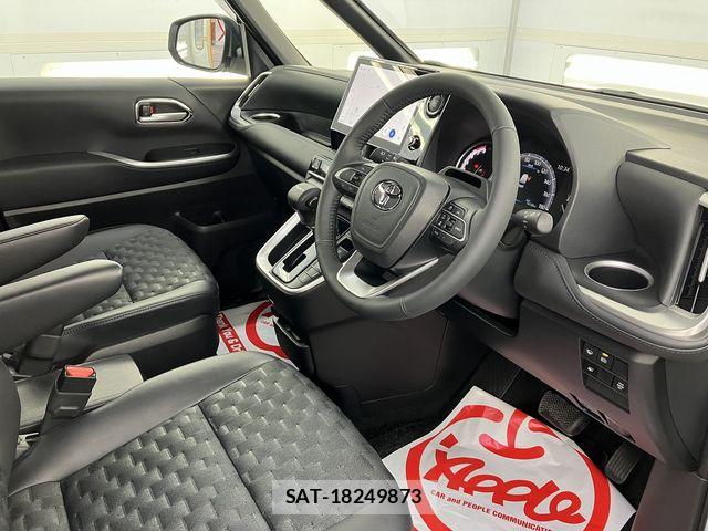Toyota VOXY 2025-03 7252648-8