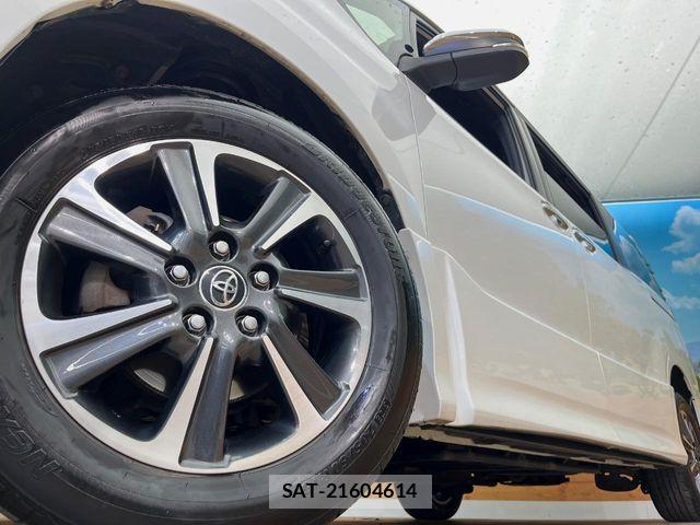 Toyota VOXY 2019-05 7252650-14