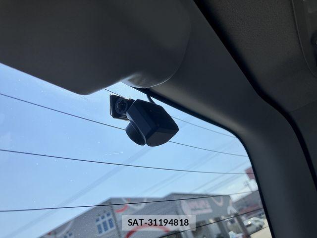Toyota VOXY 2012-02 7252651-24