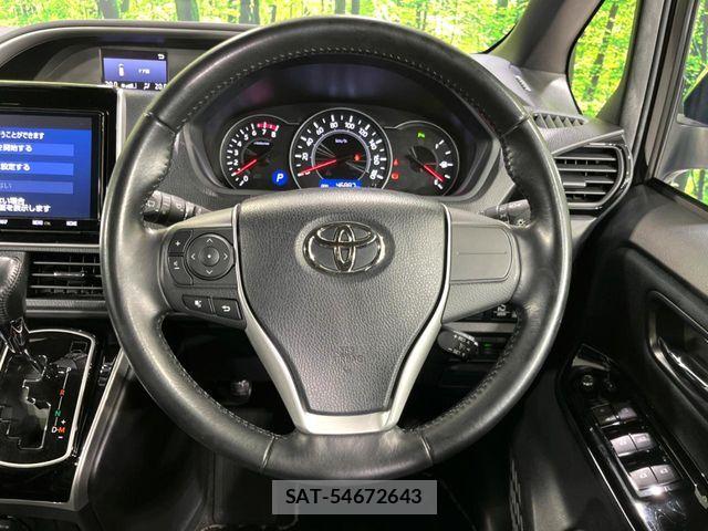 Toyota VOXY 2019-06 7330769-12