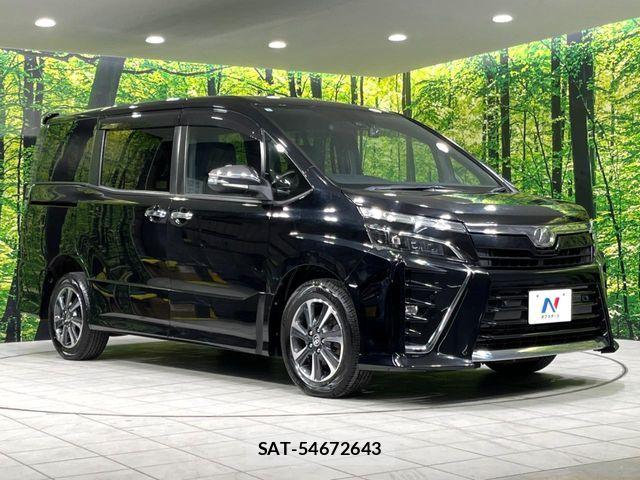 Toyota VOXY 2019-06 7330769-17