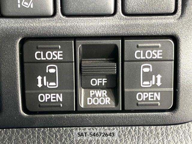 Toyota VOXY 2019-06 7330769-5