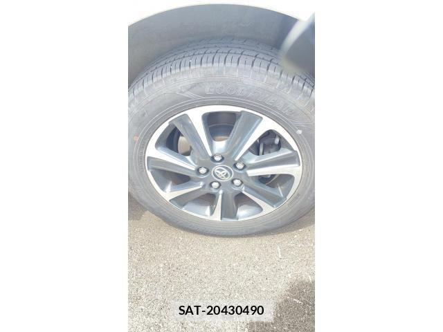 Toyota VOXY 2018-09 7330772-2