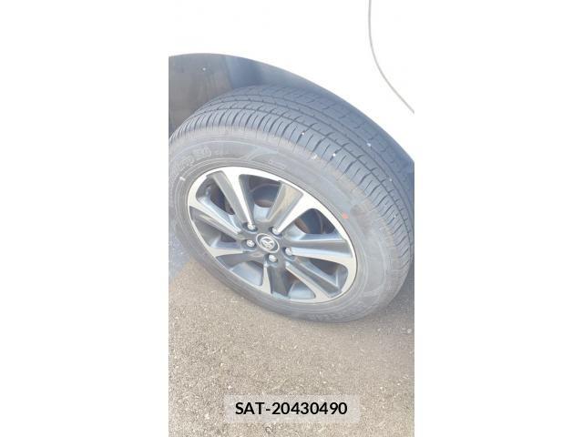 Toyota VOXY 2018-09 7330772-5