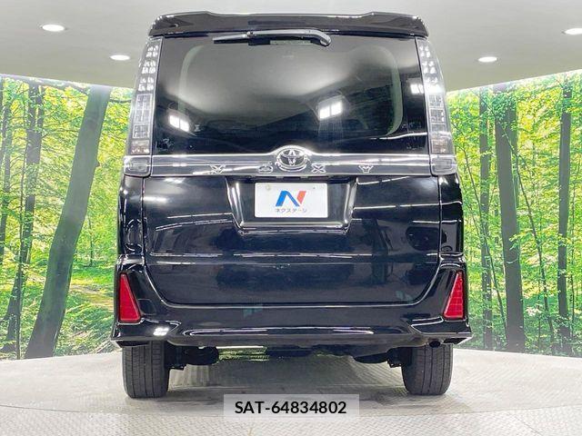 Toyota VOXY 2016-01 7330781-16