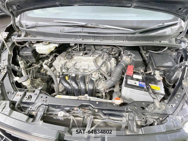 Toyota VOXY 2016-01 7330781-19