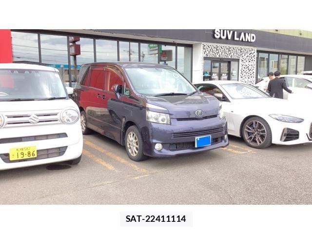 Toyota VOXY 2009-07 7330782-0