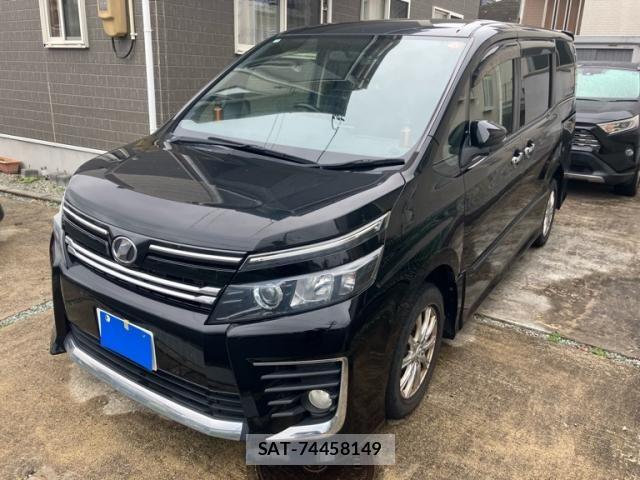 Toyota VOXY 2014-09 7360237-1