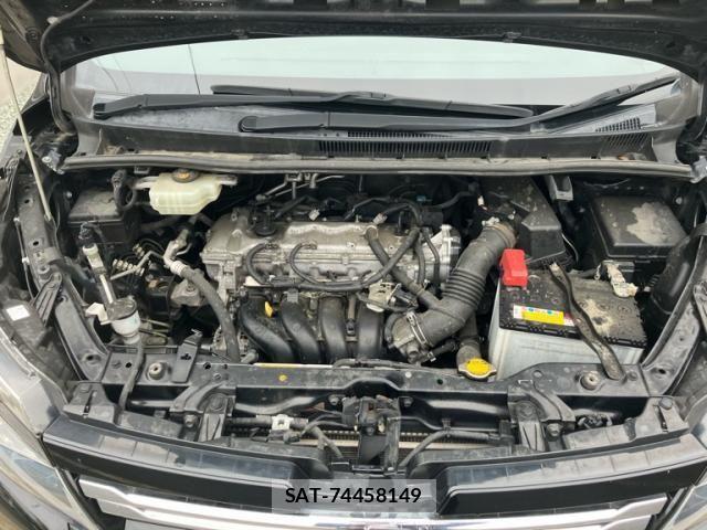 Toyota VOXY 2014-09 7360237-24
