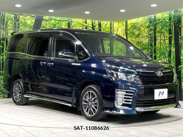 Toyota VOXY 2014-05 7360238-17