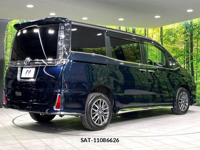 Toyota VOXY 2014-05 7360238-18