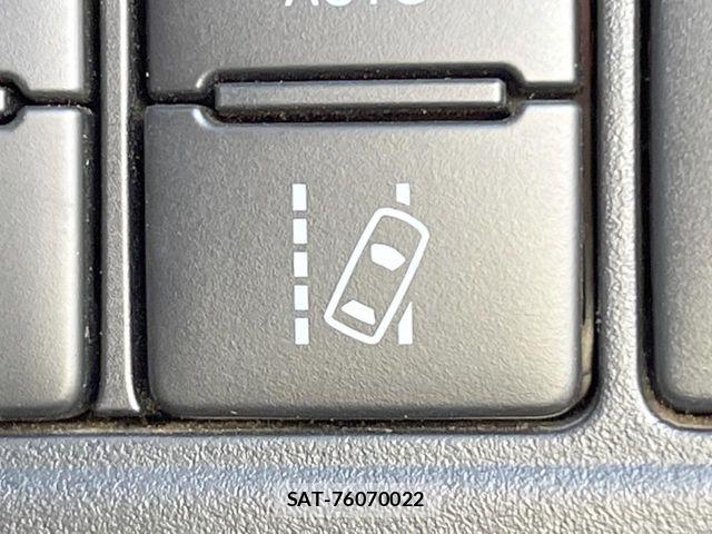 Toyota VOXY 2019-07 7394584-7