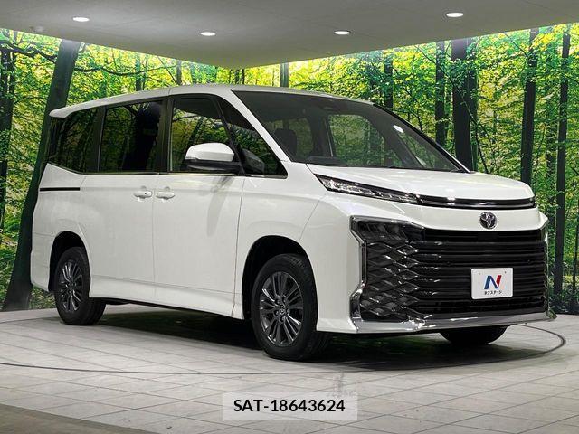 Toyota VOXY 2023-06 7394583-17