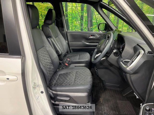 Toyota VOXY 2023-06 7394583-8