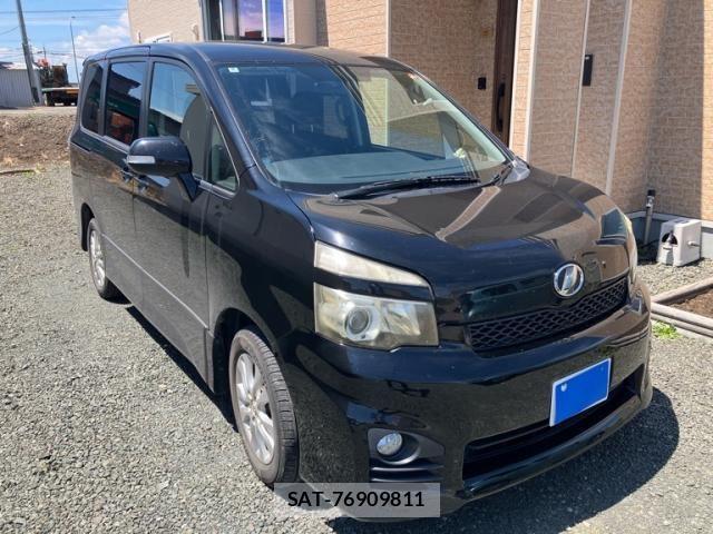 Toyota VOXY 2010-08 7458509-0