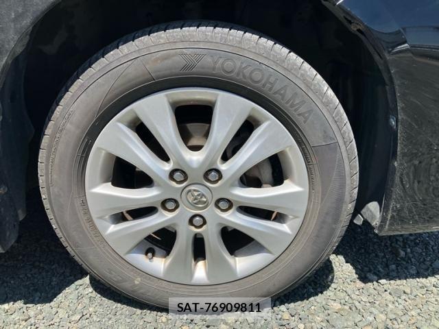 Toyota VOXY 2010-08 7458509-4
