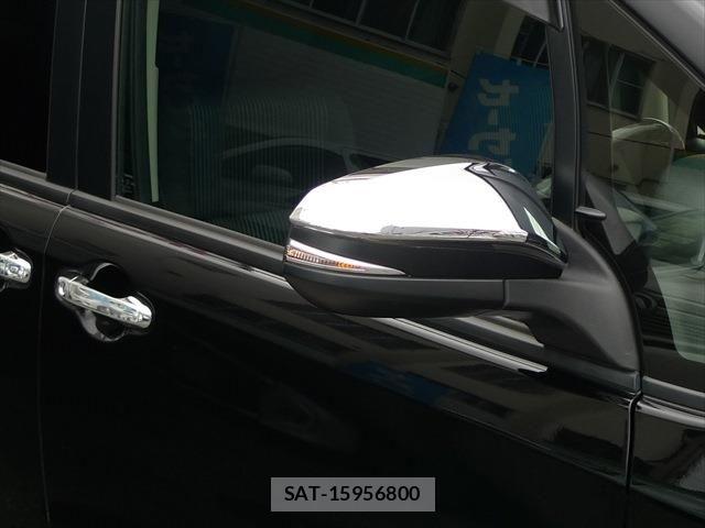 Toyota VOXY 2015-12 7458506-10