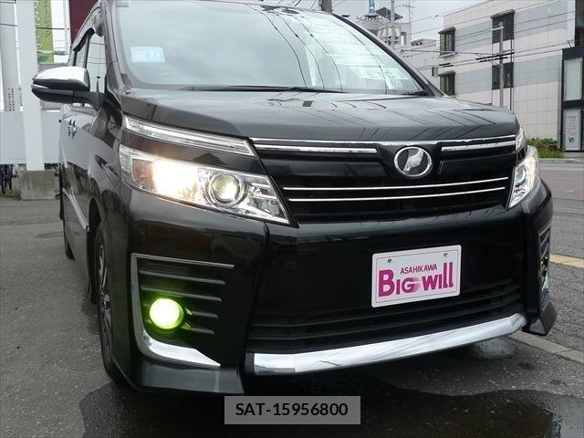Toyota VOXY 2015-12 7458506-11