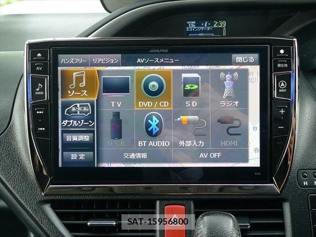 Toyota VOXY 2015-12 7458506-17