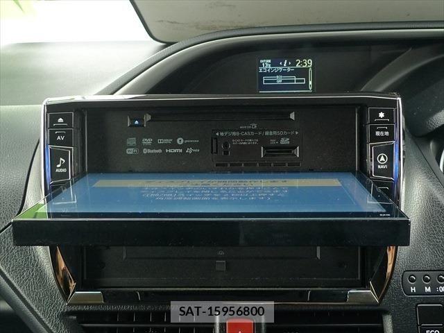 Toyota VOXY 2015-12 7458506-18