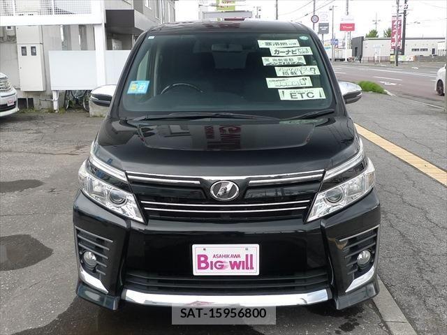 Toyota VOXY 2015-12 7458506-1