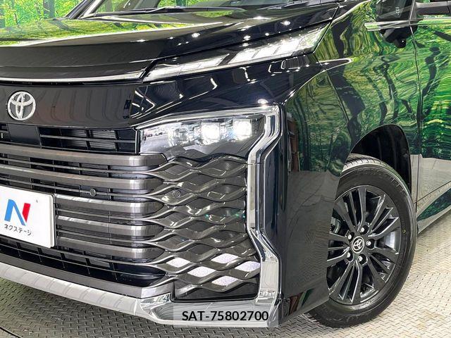 Toyota VOXY 2026-06 7458503-12