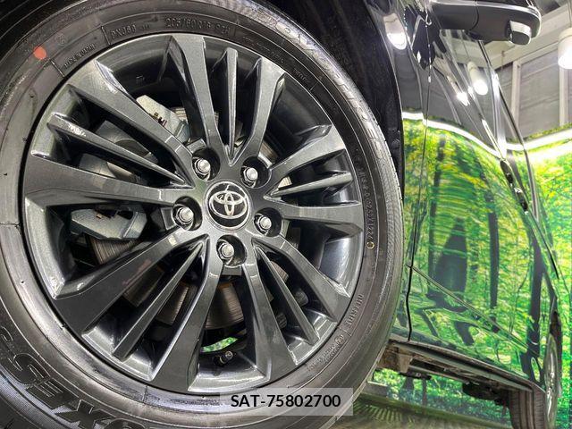Toyota VOXY 2026-06 7458503-13