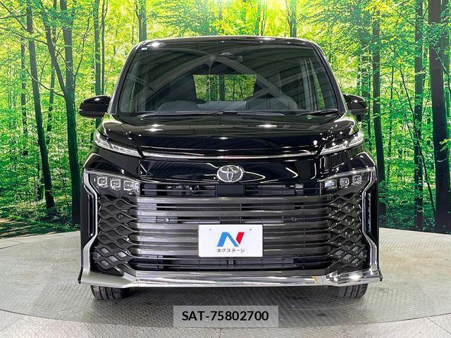 Toyota VOXY 2026-06 7458503-14