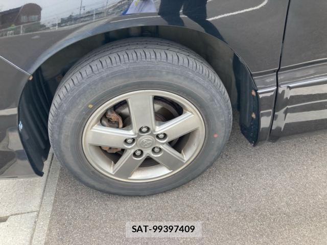 Toyota VOXY 2006-06 7458510-11