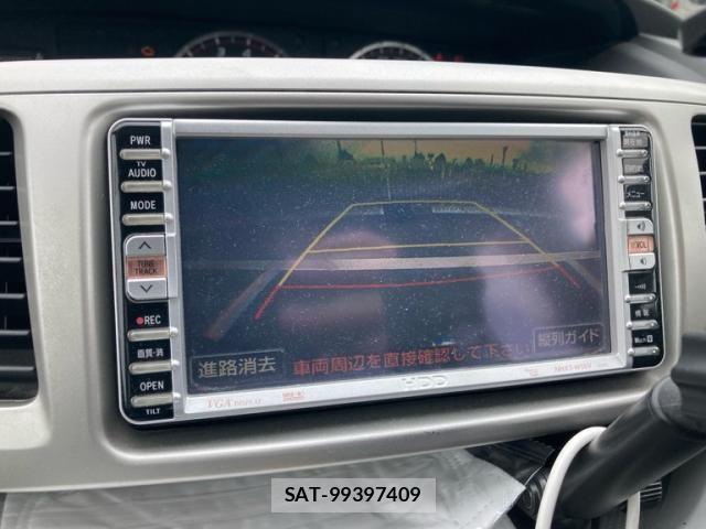 Toyota VOXY 2006-06 7458510-21