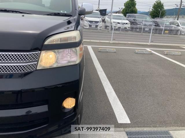 Toyota VOXY 2006-06 7458510-4