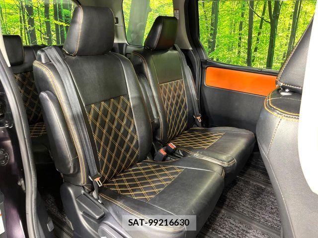 Toyota VOXY 2014-09 7503342-9