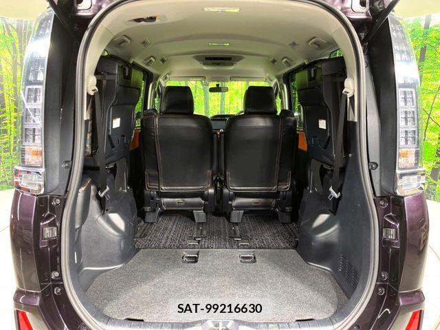 Toyota VOXY 2014-09 7503342-11