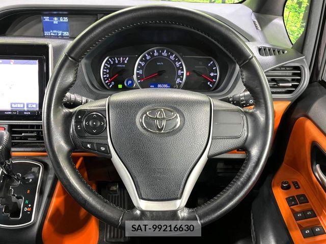 Toyota VOXY 2014-09 7503342-12
