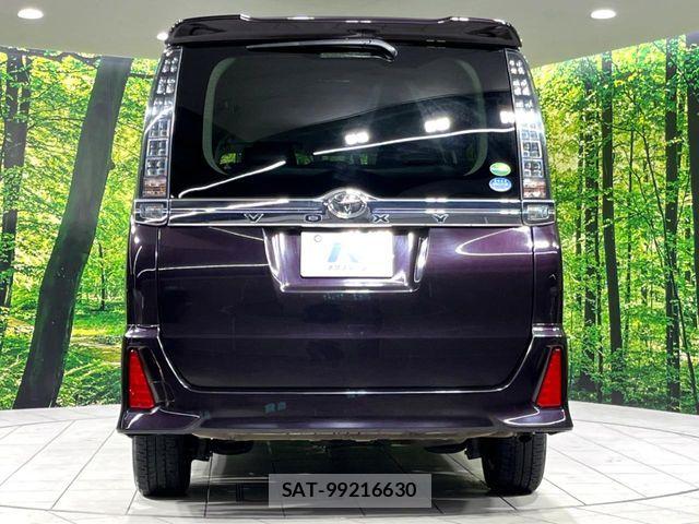 Toyota VOXY 2014-09 7503342-16