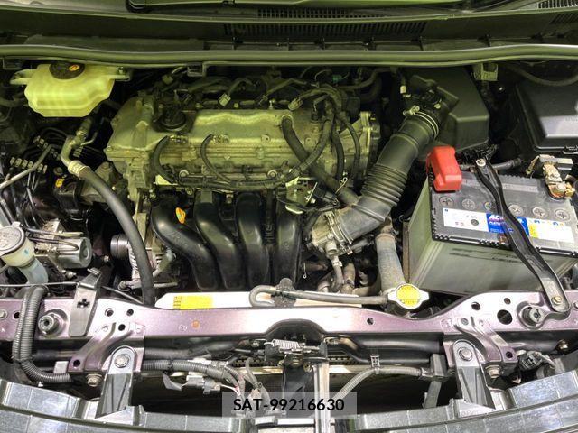 Toyota VOXY 2014-09 7503342-19