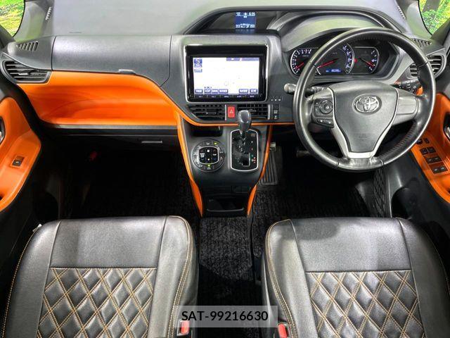 Toyota VOXY 2014-09 7503342-2