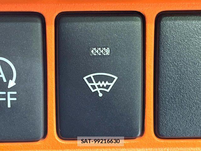 Toyota VOXY 2014-09 7503342-7