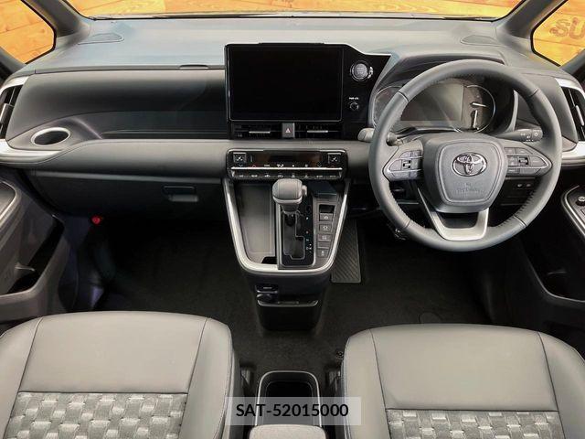 Toyota VOXY 2026-06 7503338-1
