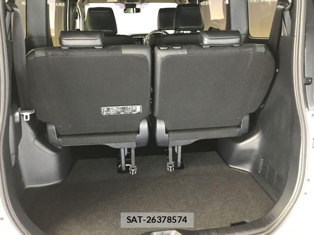 Toyota VOXY 2020-11 7510317-14