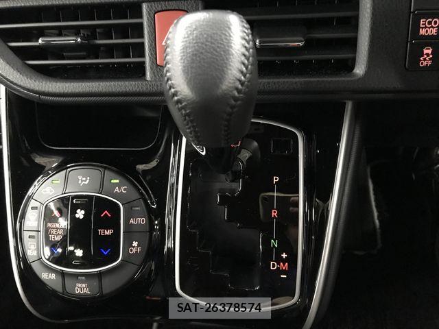 Toyota VOXY 2020-11 7510317-15