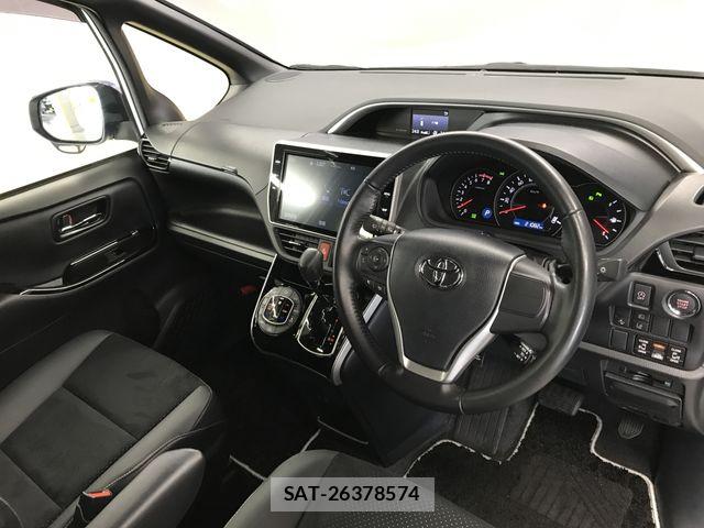 Toyota VOXY 2020-11 7510317-1