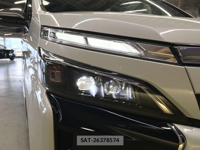 Toyota VOXY 2020-11 7510317-25