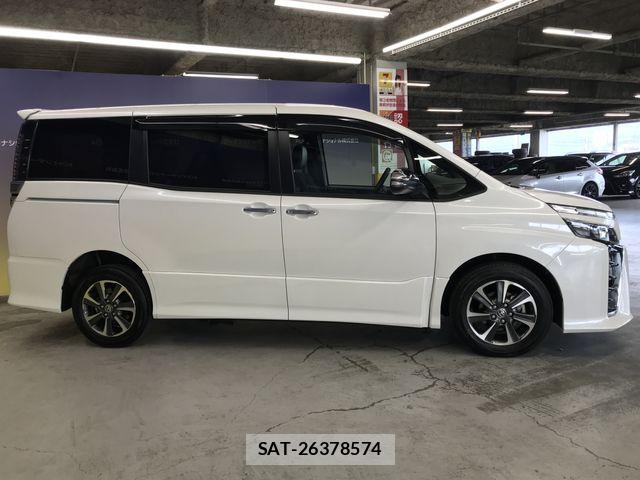 Toyota VOXY 2020-11 7510317-5
