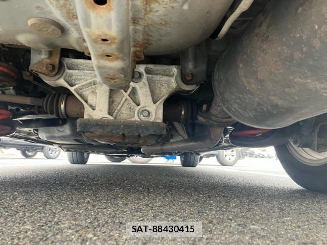 Toyota VOXY 2005-05 7503346-10