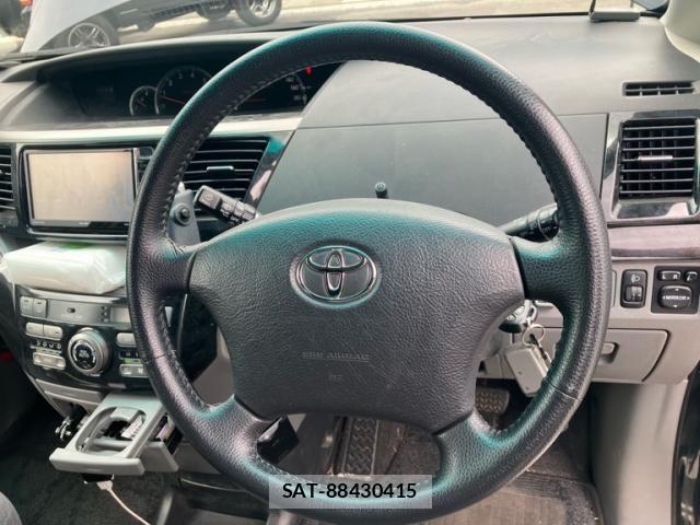 Toyota VOXY 2005-05 7503346-20