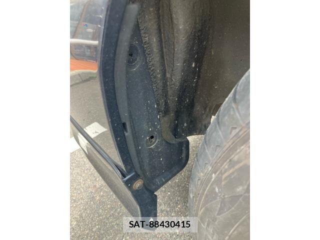 Toyota VOXY 2005-05 7503346-27