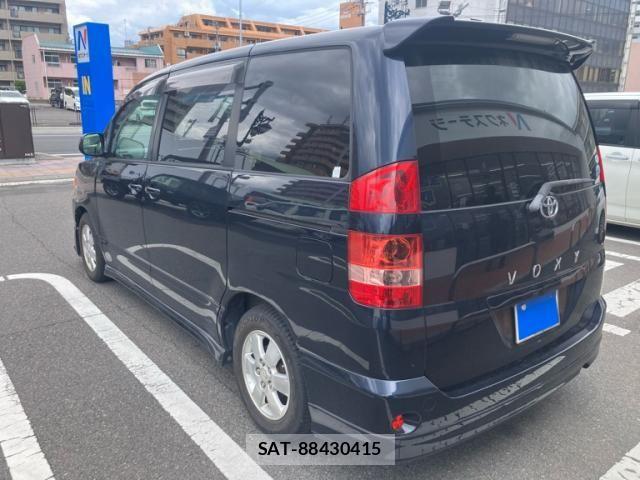 Toyota VOXY 2005-05 7503346-6