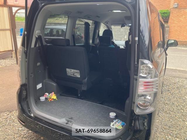 Toyota VOXY 2008-01 7503345-10